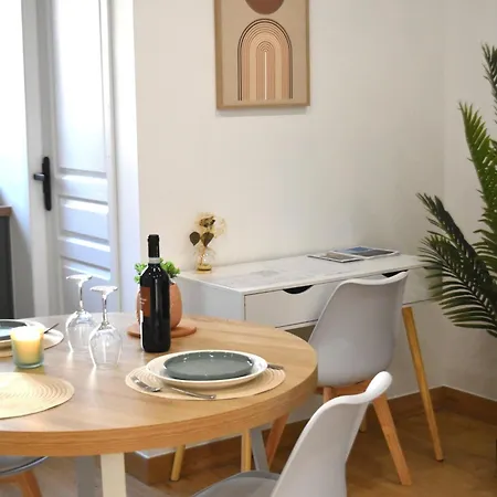 Cinema - Smart Tv - Queen Size - Wifi - Gare 8 Min *