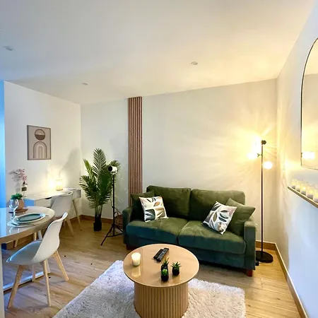 Cinema - Smart Tv - Queen Size - Wifi - Gare 8 Min * Bellegarde-sur-Valserine